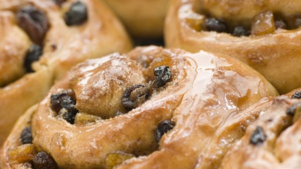 10 Chelsea Buns 10 Chelsea Buns